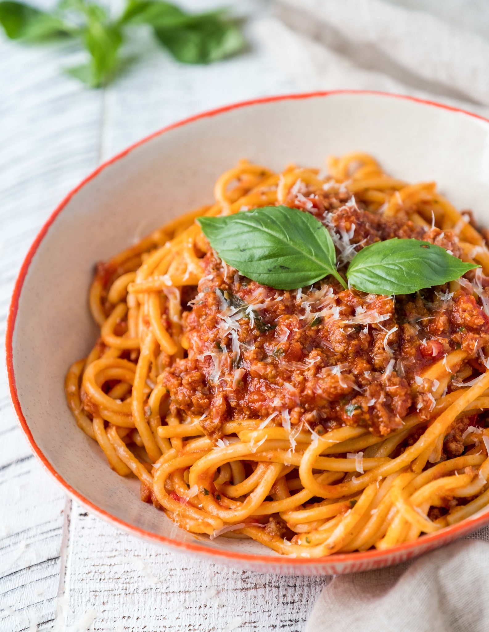 Spaghetti Bolognese – The Food Joy