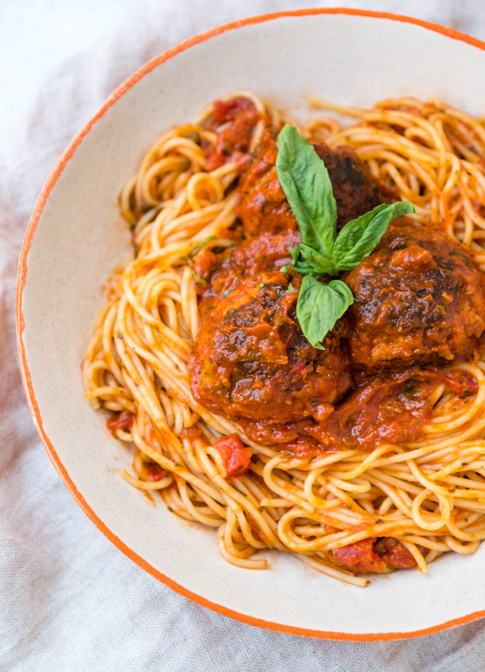 Spaghetti with Turkey Meatballs – The Food Joy
