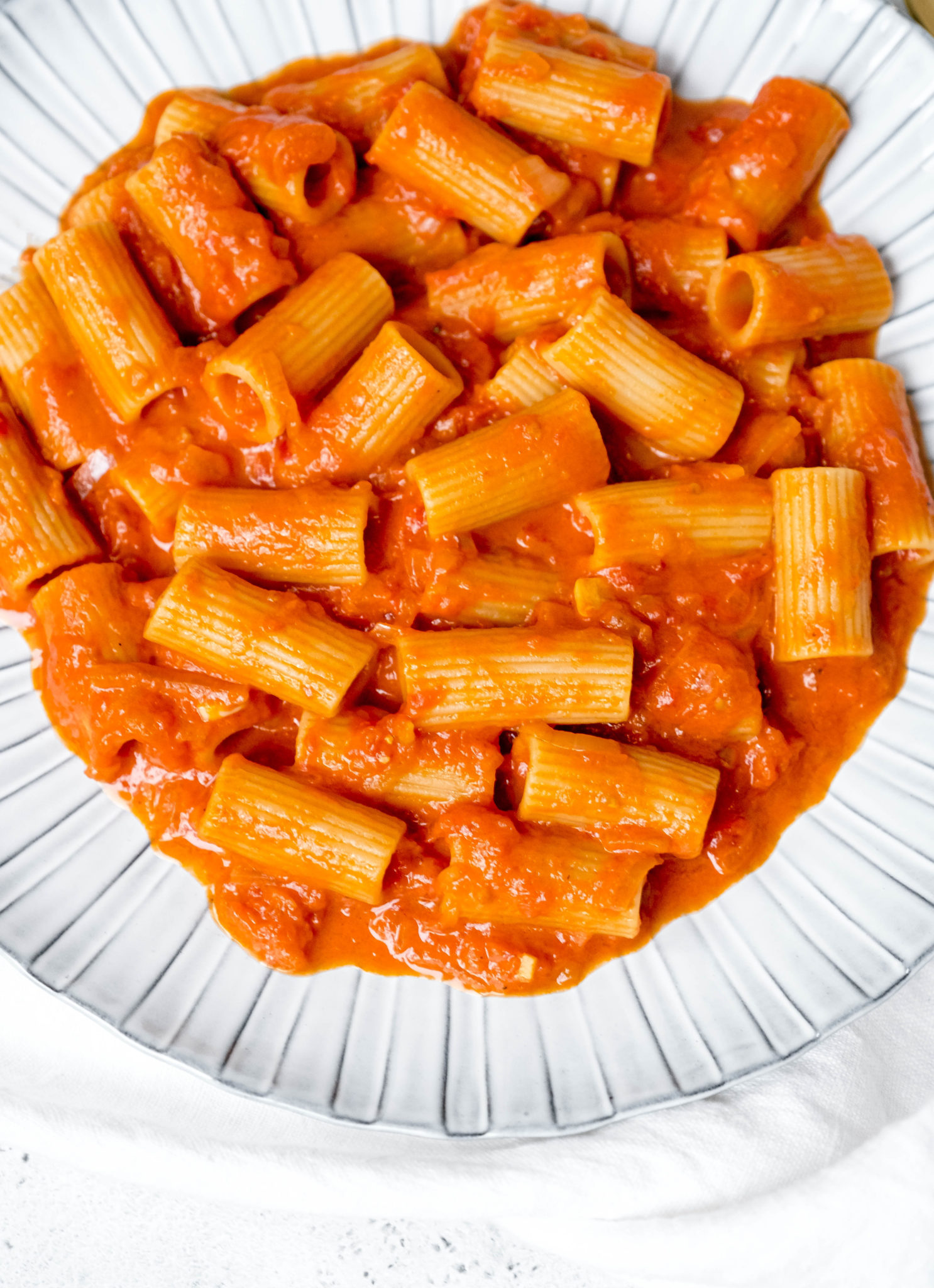Spicy Rigatoni – The Food Joy